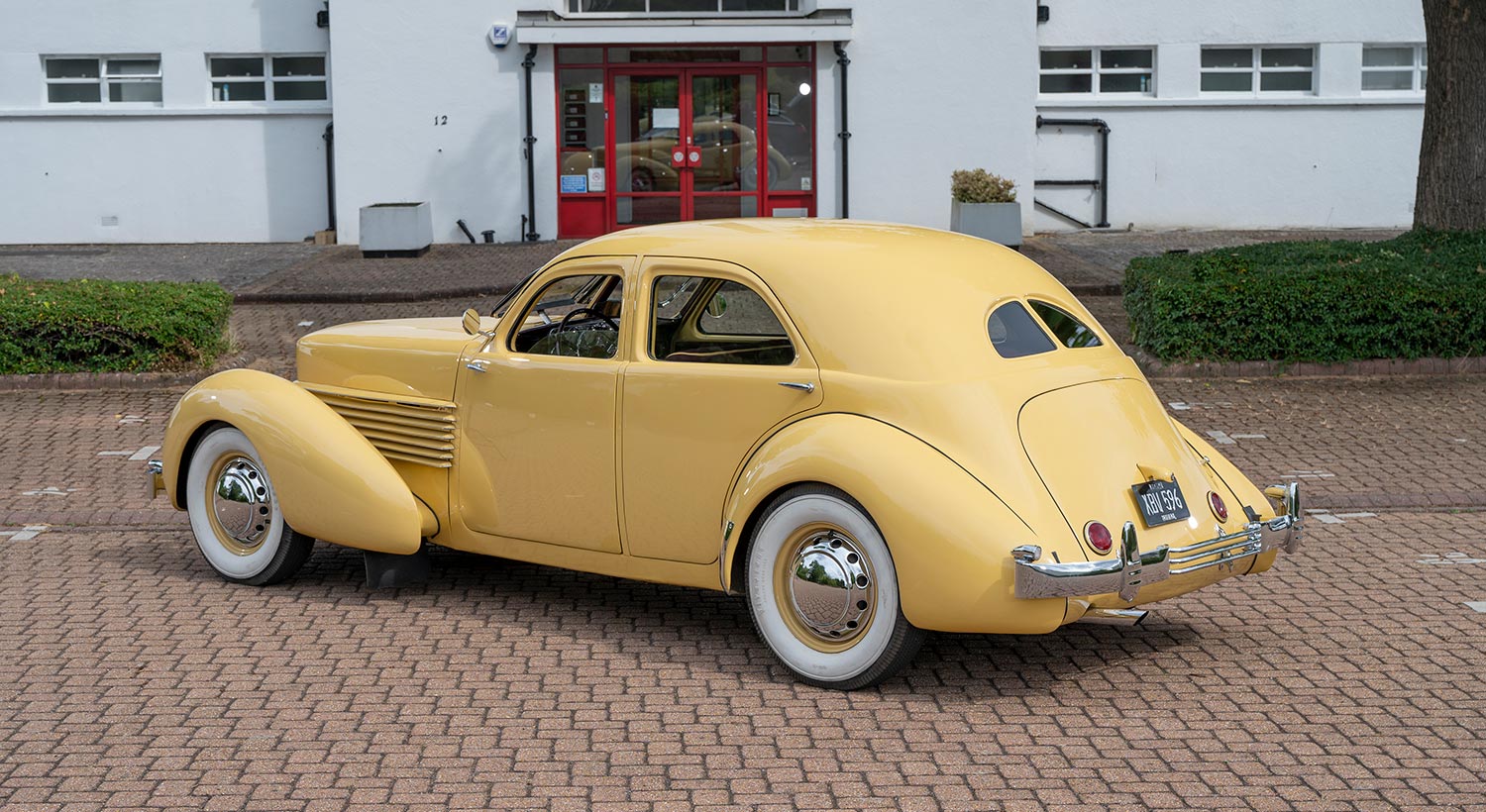 1936 Cord Westchester for hire