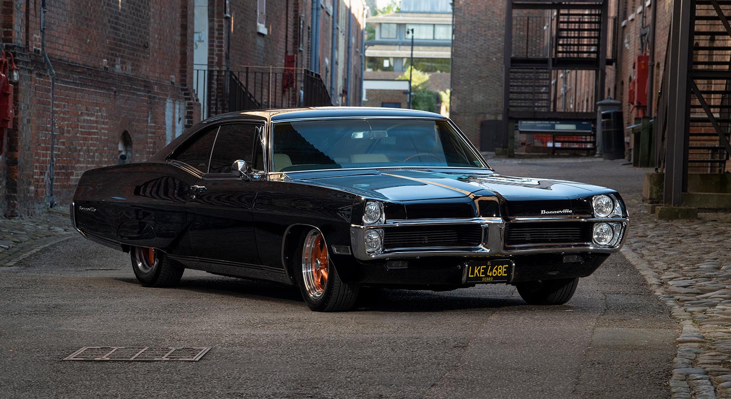 1967 Pontiac Bonneville for hire